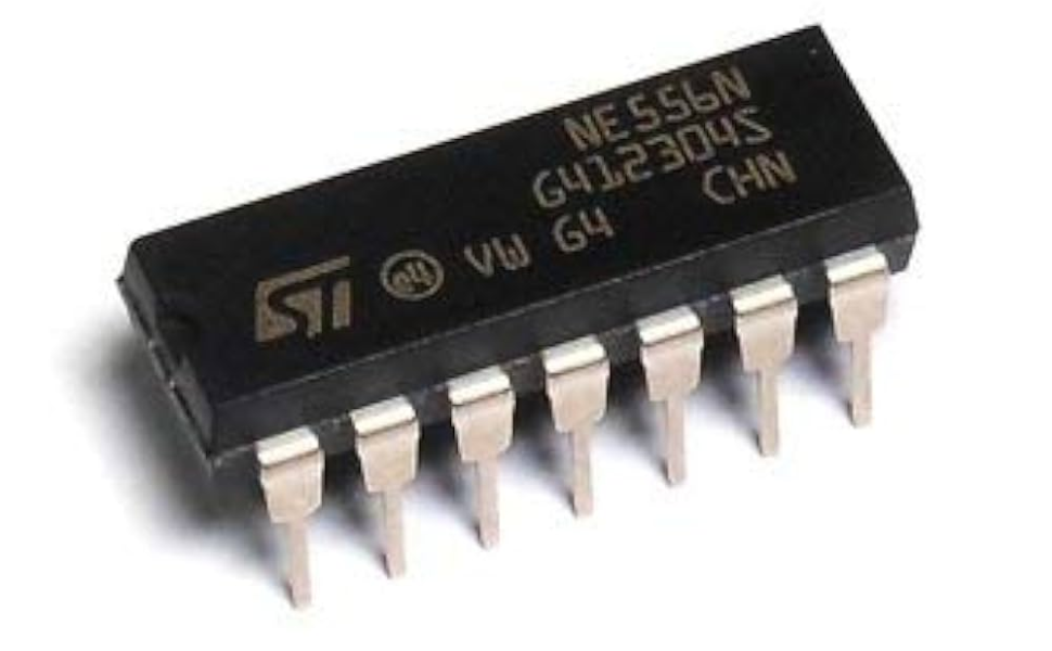 IC 556 Dual Timer IC with Multiple Configurations (Pack of 2)