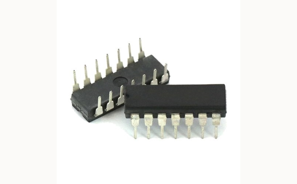 IC 7475 – Dual 4-Bit Static Shift Register (Pack of 2)